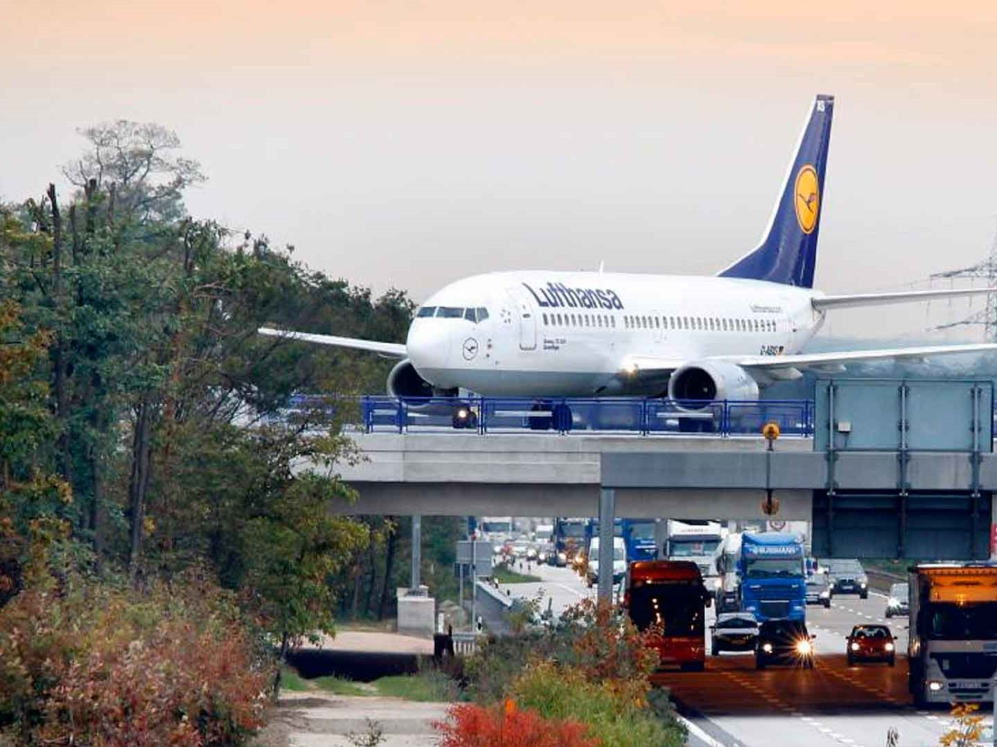 frankfurt airport layover tour