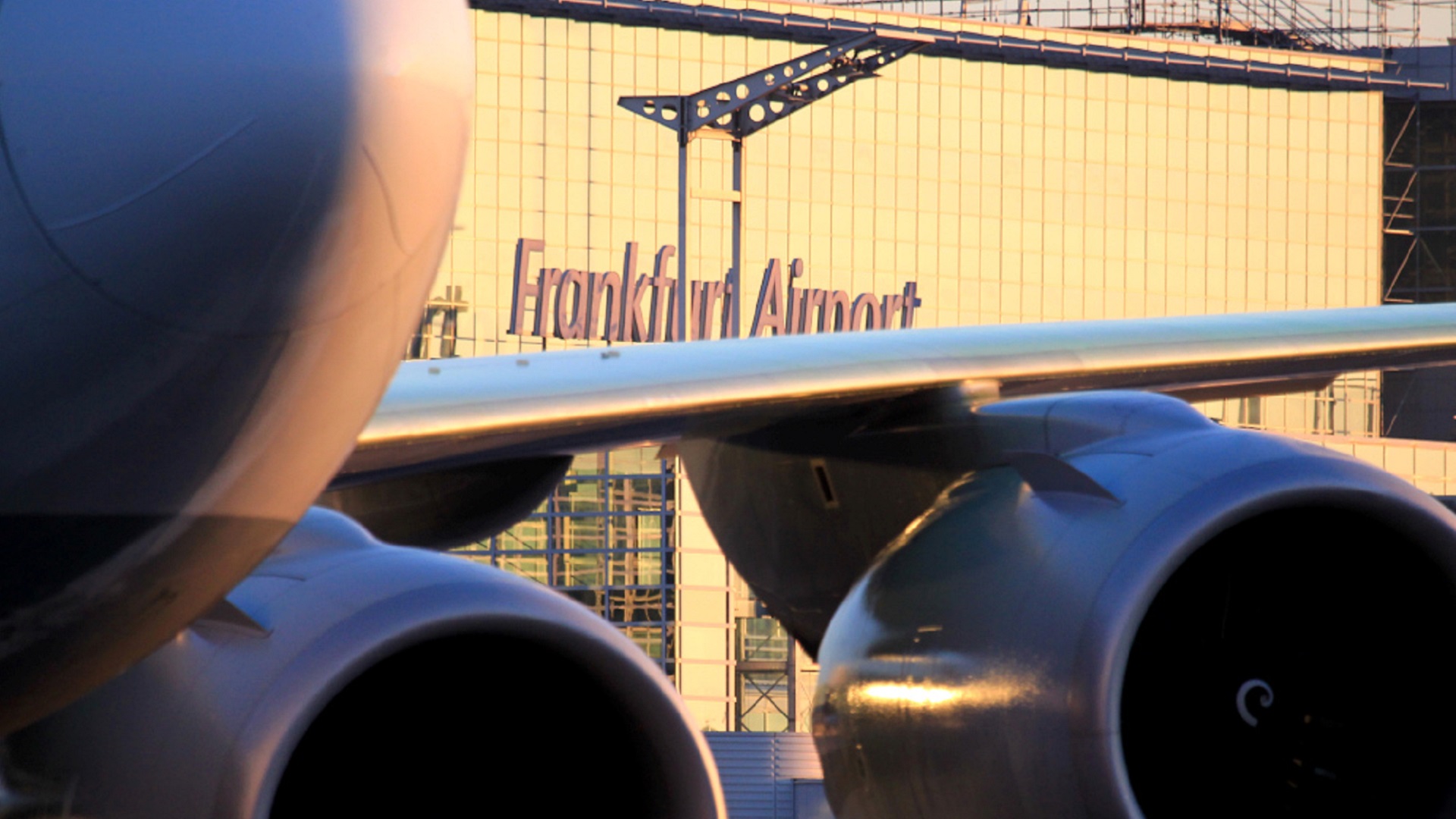 travel parking frankfurt airport